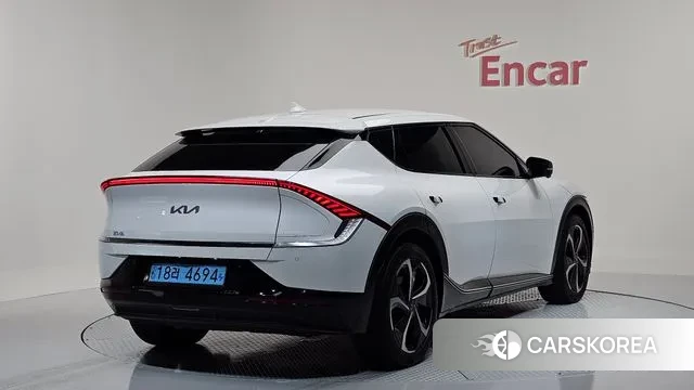 Kia EV6 2022 Белый из Кореи