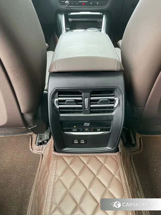 BMW 3 series 2023 Белый из Китая