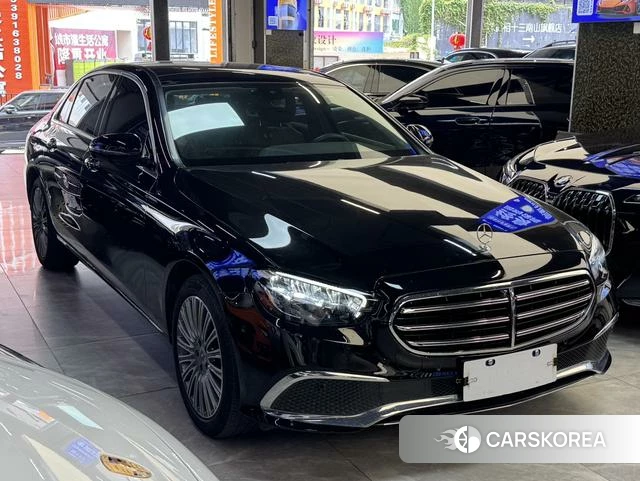 Mercedes-Benz E-class 2022 Черный из Китая