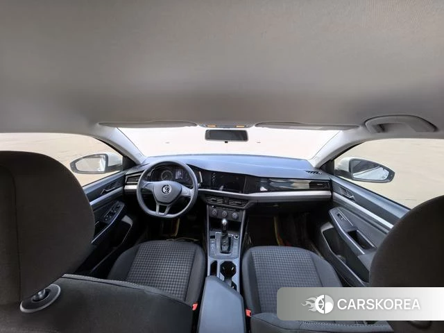 Volkswagen Bora 2022 Белый из Китая