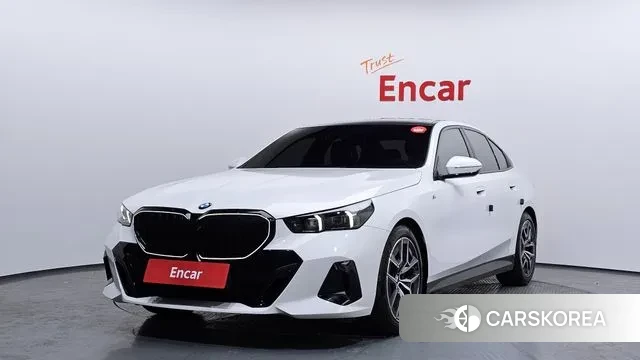 BMW 5 Series (G60) 2024 Белый из Кореи