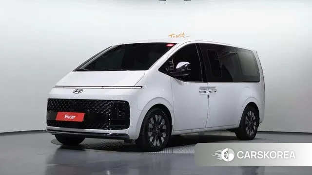Hyundai Staria 2024 Белый из Кореи