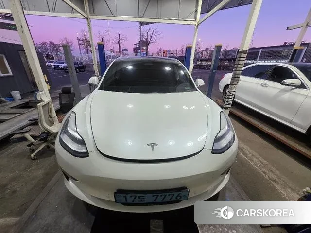 Tesla Model 3 2020 Белый из Кореи