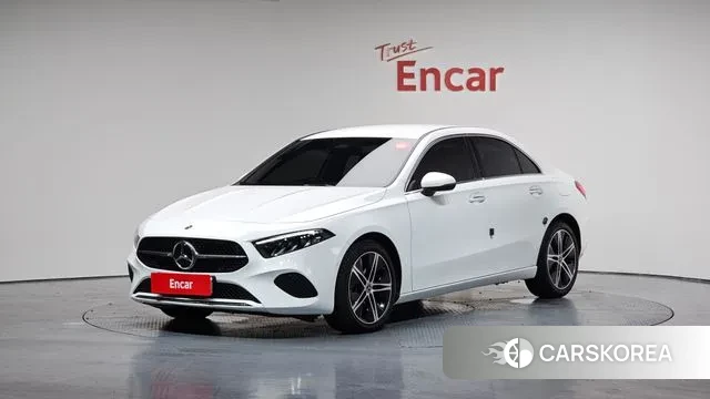 Mercedes-Benz A-Class W177 2023 Белый из Кореи