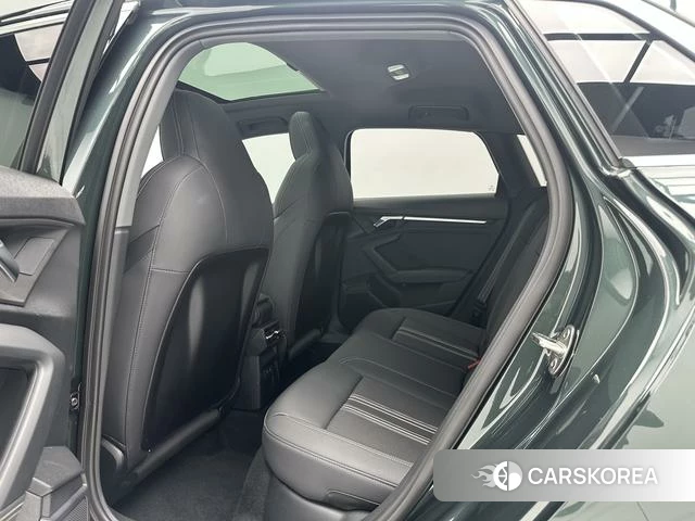 Audi A3 2023 Зеленый из Китая