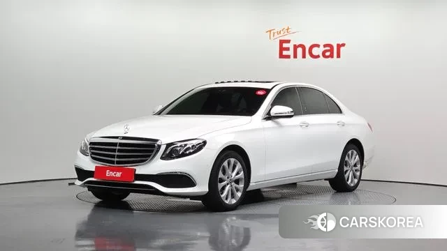 Mercedes-Benz E-Class W213 2020 Белый из Кореи