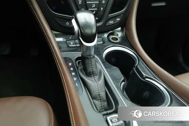 Buick Angkewei 2019 Белый из Китая