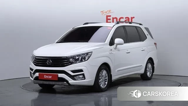 Ssangyong Korando Turismo 2018 Белый из Кореи