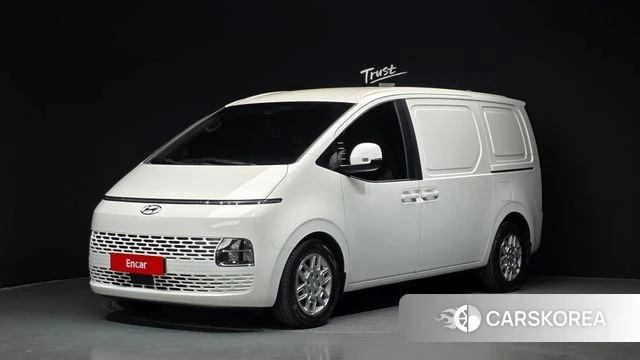 Hyundai Staria 2023 Белый из Кореи