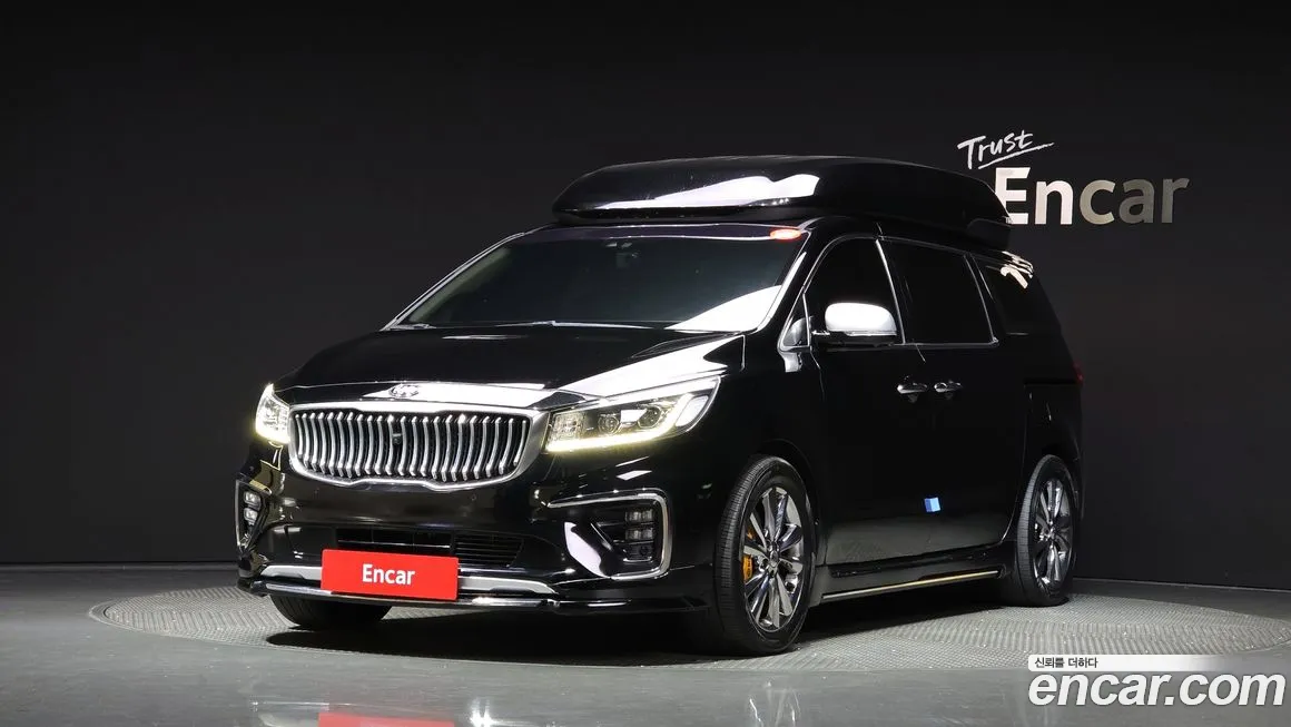 Kia The New Carnival 2018 Черный из Кореи