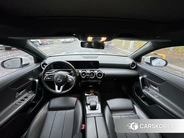 Mercedes-Benz Class A 2021 Белый из Китая