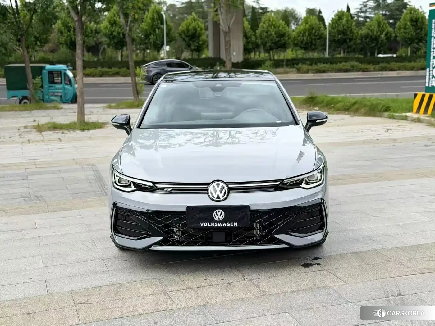 Volkswagen Golf 2026 Silver/gray из Китая