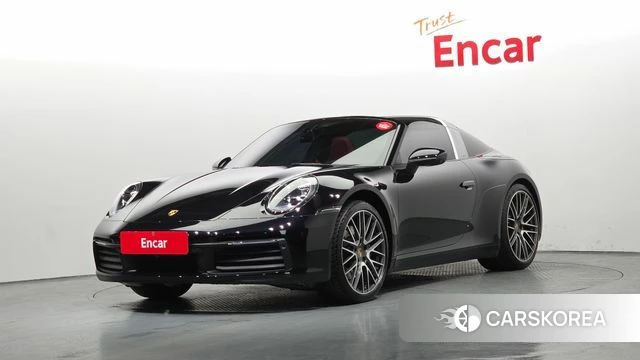 Porsche 911(992) 2024 Черный из Кореи