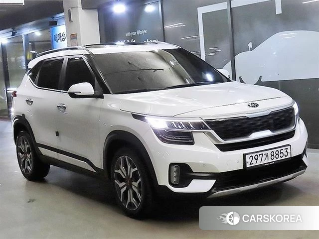 Kia Seltos 2019 Белый из Кореи