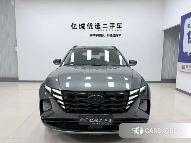 Hyundai Tucson 2022 Темно-серый из Китая