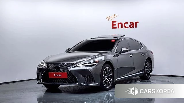 Lexus LS500h 5th generation 2023 Серый из Кореи