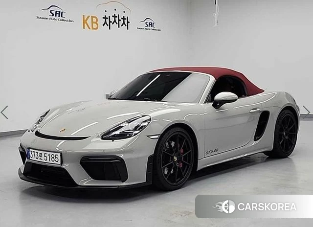 Porsche 718 Boxster 2021 Серебристо-серый из Кореи