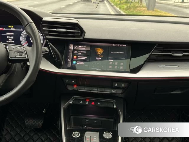 Audi A3 2021 Красный из Китая