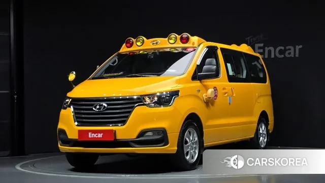 Hyundai The New Grand Starex 2018 Желтый из Кореи