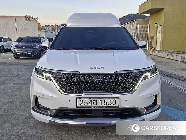 Kia Carnival 4th generation 2021 Жемчужный цвет из Кореи