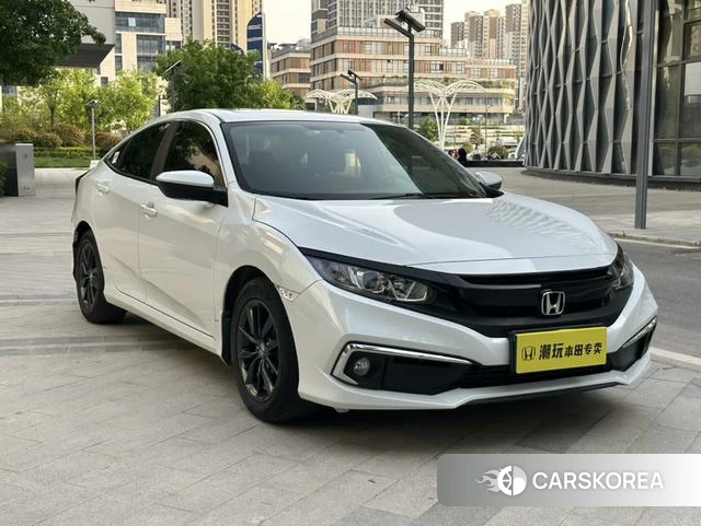 Honda Civic 2021 Белый из Китая