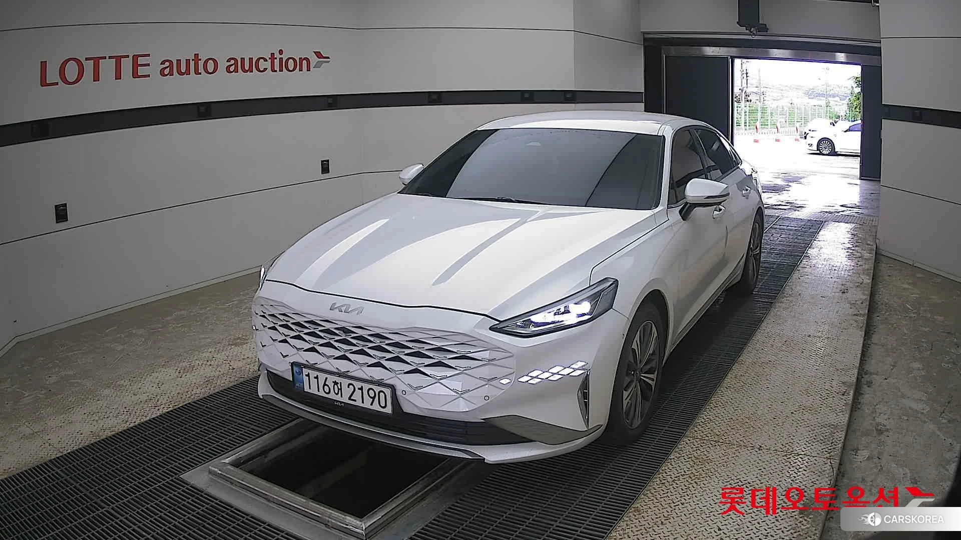 Kia K8 2022 Белый из Кореи