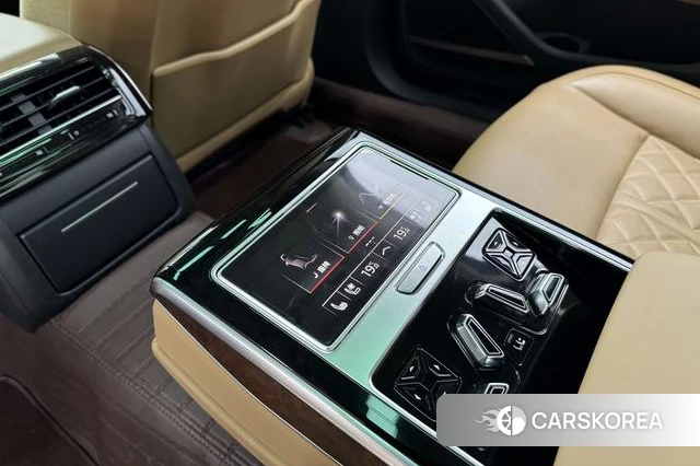 Audi A8 2020 Черный из Китая