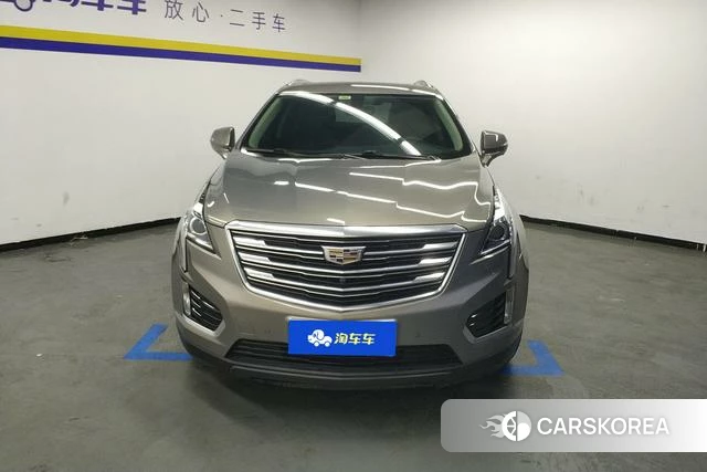 Cadillac XT5 2018 Желтый из Китая