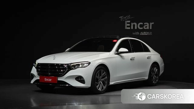 Mercedes-Benz E-Class W214 2024 Белый из Кореи