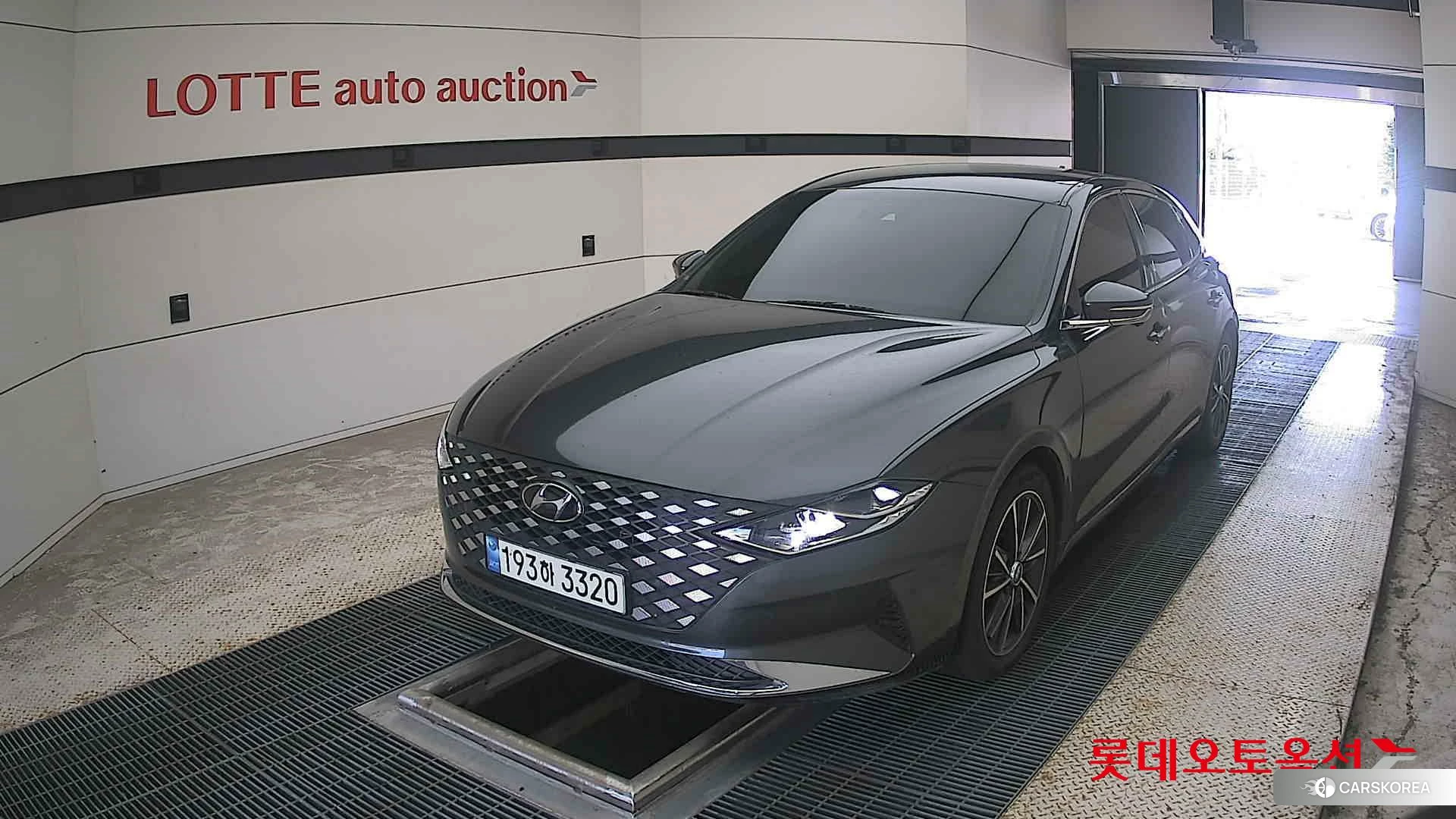 Hyundai Grandeur 2022 Nocturne Grey Metallic из Кореи
