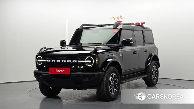 Ford Bronco 6th Generation 2022 Черный из Кореи