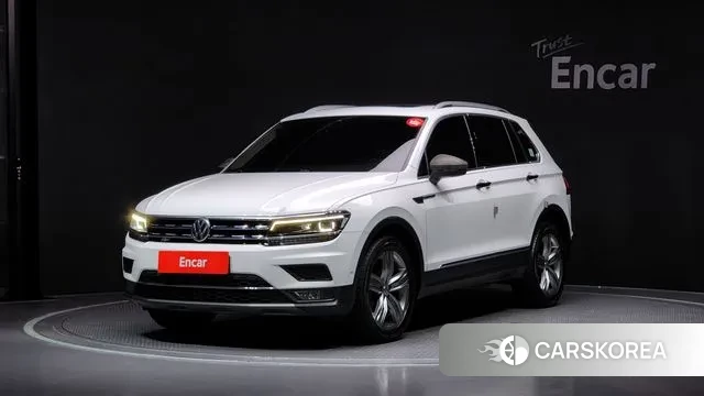 Volkswagen Tiguan second Generation 2018 Белый из Кореи
