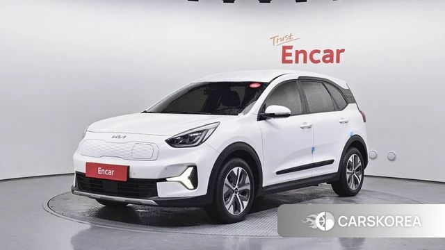 Kia Niro Plus 2022 Белый из Кореи