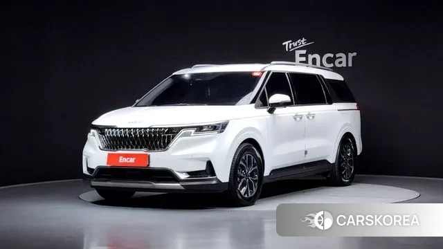 Kia Carnival 4th generation 2023 Белый из Кореи