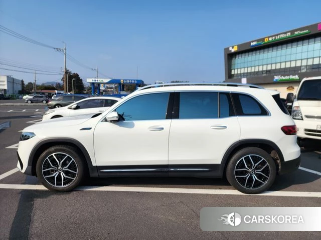 Mercedes-Benz EQB X243 2022 Белый из Кореи