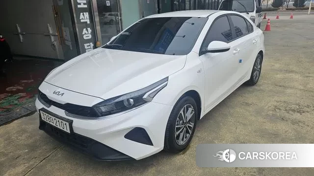 Kia The New K3 2nd generation 2024 Белый из Кореи