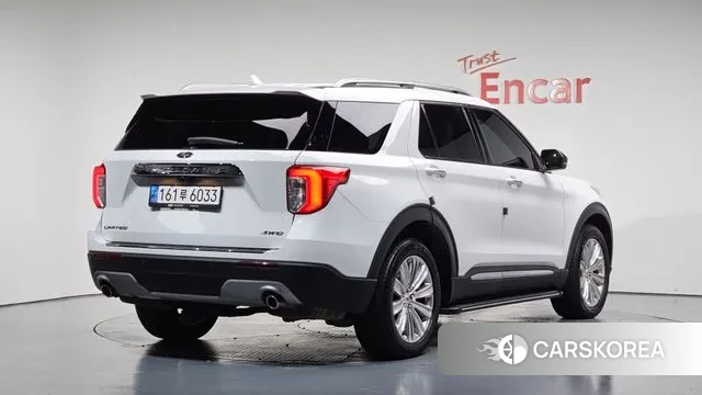 Ford Explorer 6th Generation 2022 Белый из Кореи