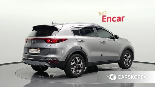 Kia Sportage The Bold 2019 Серебристо-серый из Кореи