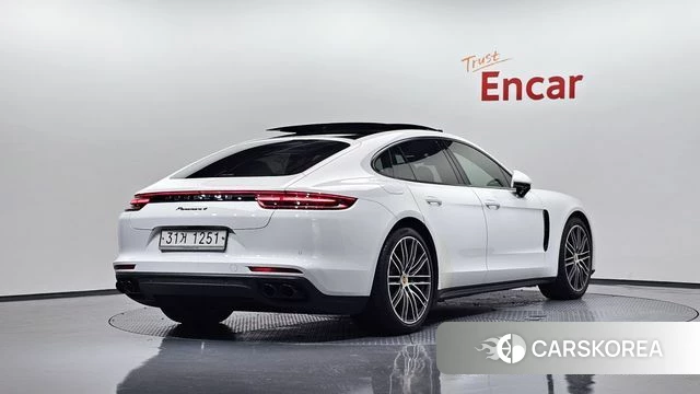 Porsche Panamera (971) 2018 Белый из Кореи