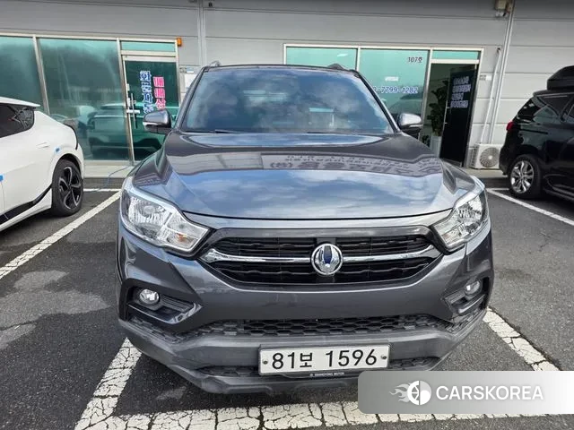Ssangyong Rexton Sports 2019 Серый из Кореи