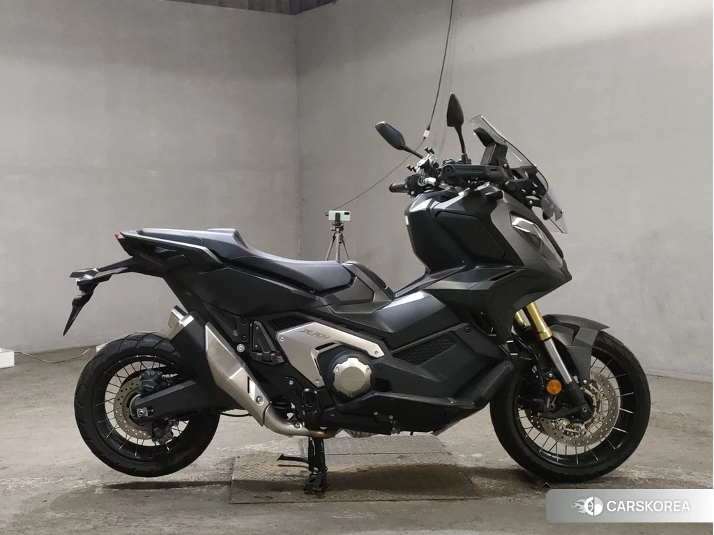 Проданный Honda X-ADV 750 2022 из Японии, фото 2
