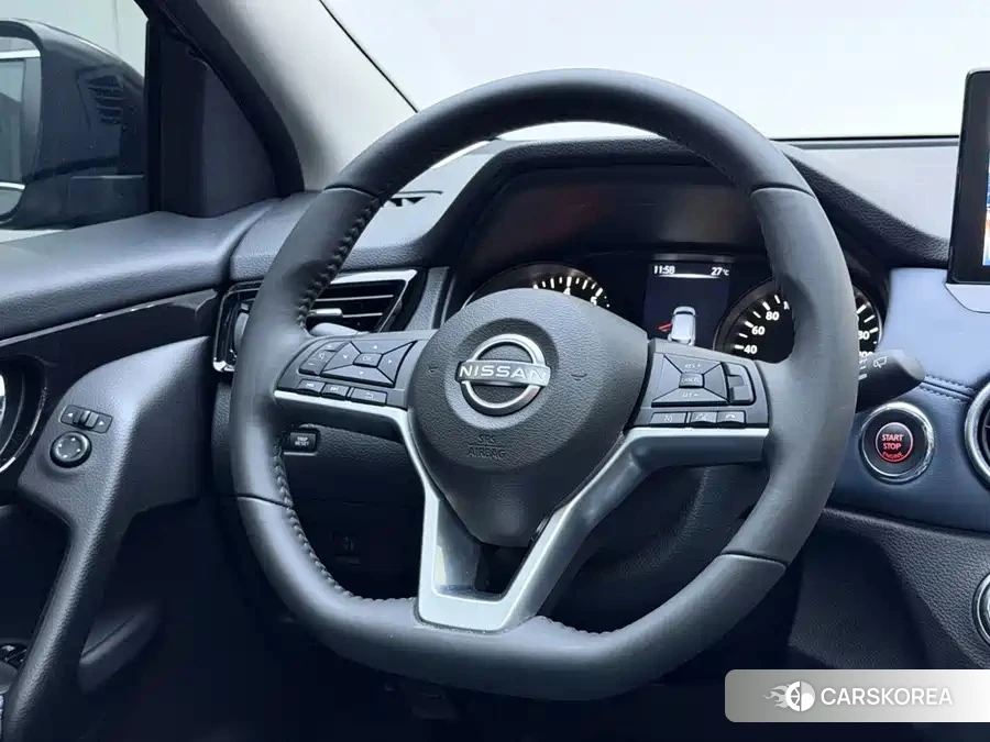 Новый Nissan Qashqai 2026 Черный из Китая