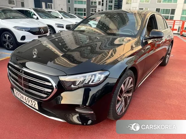 Mercedes-Benz E-Class W214 2024 Черный из Кореи