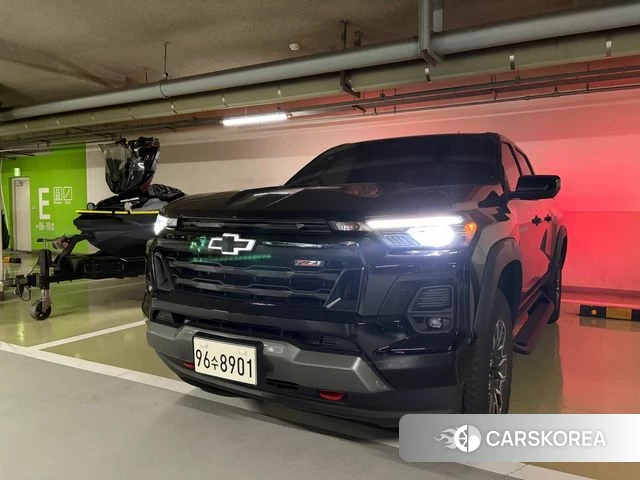 Chevrolet (GM Daewoo) All New Colorado 2024 Черный из Кореи
