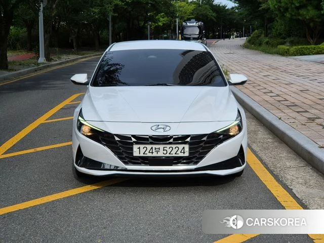 Hyundai Avante (CN7) 2020 Белый из Кореи
