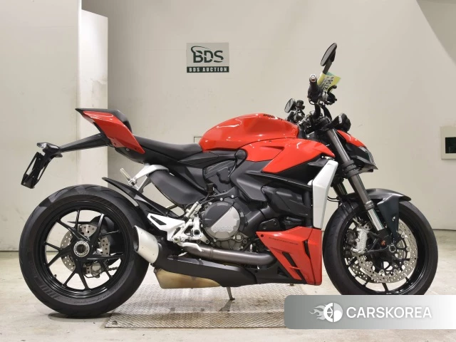 Проданный Ducati STREETFIGHTER V2 2023 из Японии