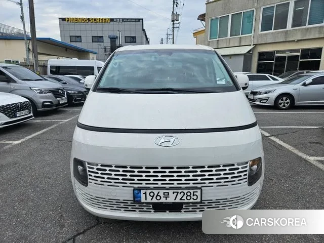 Hyundai Staria 2021 Белый из Кореи