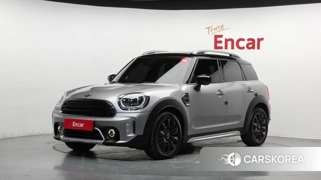 Mini Cooper Countryman 2024 Серебряный двухцветный из Кореи