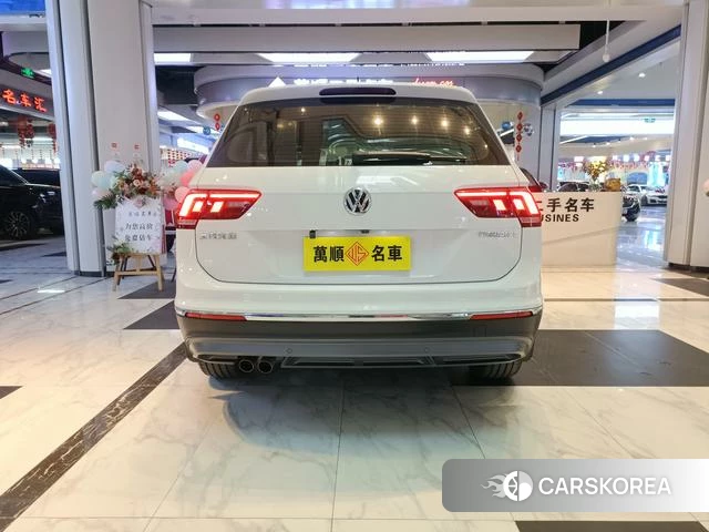 Volkswagen Tiguan L 2020 Белый из Китая