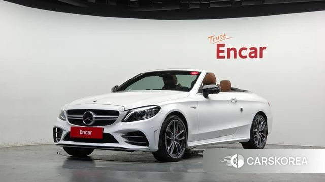 Mercedes-Benz C-Class W205 2019 Белый двухцветный из Кореи